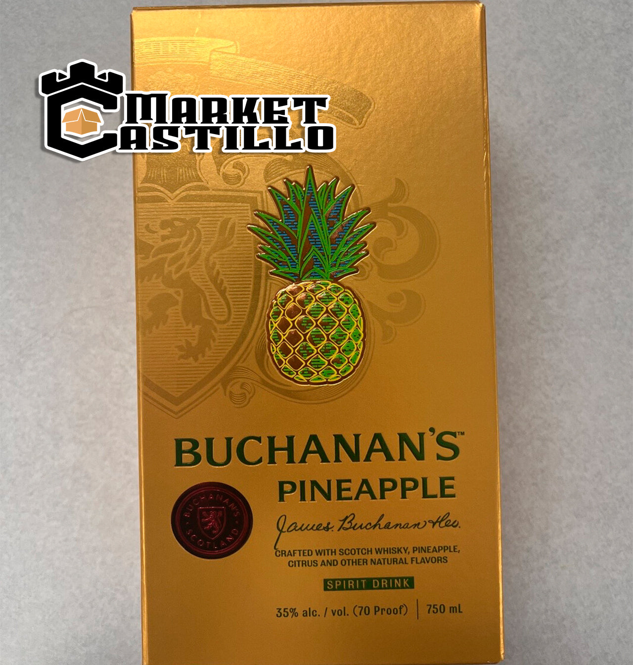 Buchanan´s Pineapple (piña) Castillo Market